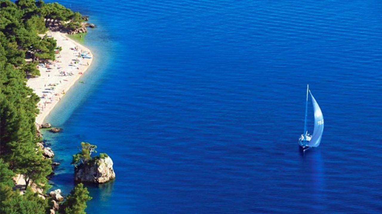Holiday Home Aspalathos - With Free Parking, Near The Beach, A Few Minutes' Walking Distance To The Unesco Palace Split Dış mekan fotoğraf